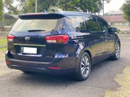 Kia Grand Sedona Ultimate AT Biru 2017 5