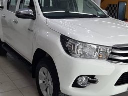 Toyota Hilux D-Cab 2.4 V (4x4) DSL A/T 2019