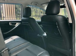 Jual Mobil Bekas. Promo Toyota Kijang Innova V M/T Diesel 2017 4