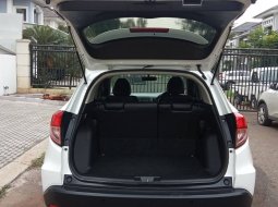 Honda HR-V E CVT 2015 4