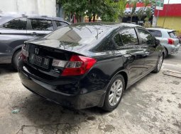 Jual mobil bekas murah Honda Civic 2013 di Jawa Timur 2