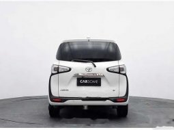 Dijual mobil bekas Toyota Sienta G, Jawa Barat  8