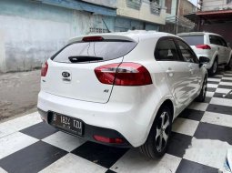 Mobil Kia Rio 2012 dijual, DKI Jakarta 1