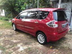 Di jual mobil MAZDA VX1  setara dengan  4