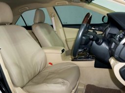 JUAL Toyota Camry 2.5 V AT 2017 Hitam 6