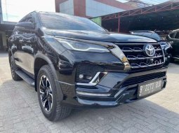 Toyota Fortuner New 4x2 2.4 GR Sport A/T 9