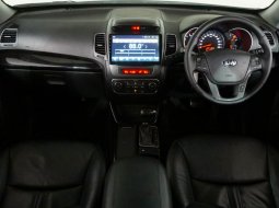 Kia Sorento 2014 Putih 8