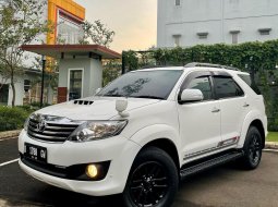 Toyota Fortuner G 2.5 VNT Diesel  2014 4