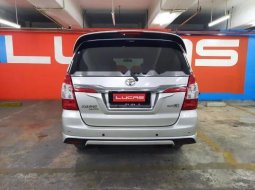 Mobil Toyota Kijang Innova 2014 V dijual, DKI Jakarta 3