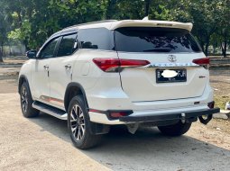 FORTUNER VRZ TRD AT PUTIH 2019 DISKON MOBIL TERBAIK HANYA DI SINI!! 5