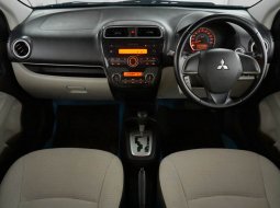 Mitsubishi Mirage EXCEED 2012 Abu-abu 8