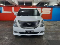 Dijual mobil bekas Hyundai H-1 Elegance, DKI Jakarta 