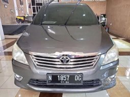 Mobil Toyota Kijang Innova 2011 V terbaik di Jawa Timur