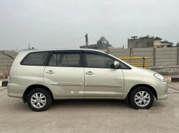 Jual Toyota Kijang Innova G 2011 harga murah di Banten 7