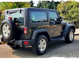 Mobil Jeep Wrangler 2011 Sport 2-Door terbaik di DKI Jakarta 10