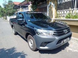 Jual mobil bekas murah Toyota Hilux 2017 di Jawa Barat 8