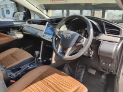 Mobil Toyota Kijang Innova 2017 V dijual, DKI Jakarta 3
