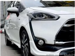 DKI Jakarta, jual mobil Toyota Sienta Q 2017 dengan harga terjangkau 2