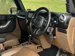 Jual cepat Jeep Wrangler Rubicon 2015 di Banten 9