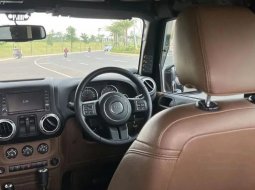 Jual cepat Jeep Wrangler Rubicon 2015 di Banten 2
