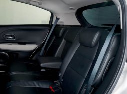 JUAL Honda HR-V 1.8 Prestige AT 2015 Silver 8