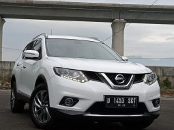 Nissan X-Trail 2.5 CVT 2015 1