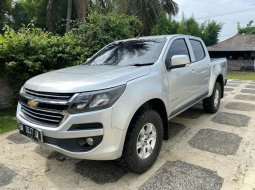 Chevrolet Colorado 2.5 LT Double Cabin 4x4 MT 4