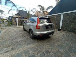 Jawa Barat, jual mobil Honda CR-V 2.0 i-VTEC 2009 dengan harga terjangkau 3