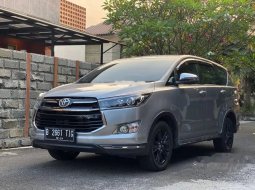Jual cepat Toyota Venturer 2019 di DKI Jakarta 10