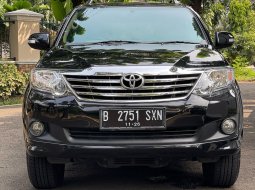 Toyota grand Fortuner 2.5 G At Diesel 2011 Hitam 1