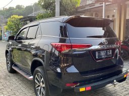 Toyota Fortuner 2.7 TRD AT 2018 Hitam 3
