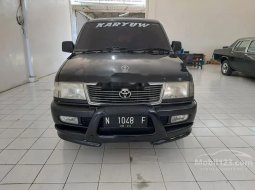 Mobil Toyota Kijang 2002 LGX terbaik di Jawa Timur