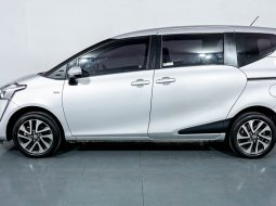 JUAL Toyota Sienta V MT 2017 Silver 3