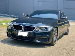 BMW 530i M Sport AT Hitam 2020 2