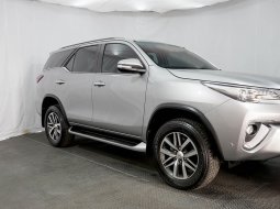 Toyota Fortuner 2.4 VRZ AT 2017 Silver