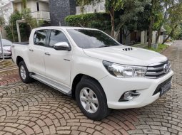 Toyota Hilux D Cab 2015 3