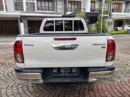 Toyota Hilux D Cab 2015 5