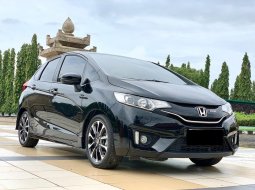 Honda Jazz RS CVT 1.5 AT 2016 6