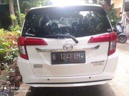 Daihatsu Sigra 1.2 R DLX MT 2016 2