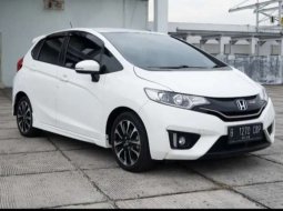 Honda Jazz RS Limited Edition 2017 Putih 2