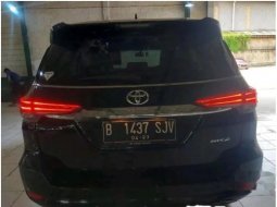 Jual mobil Toyota Fortuner SRZ 2018 bekas, Jawa Barat 11