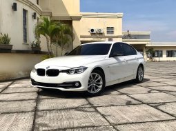 BMW 3 Series 320i 2016 1