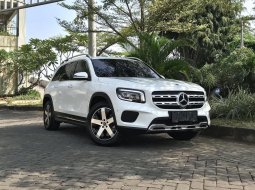 Mercedes-Benz GLB 200 Progressive Line 1