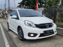 Honda Brio RS M/T Urbanite Edition 2018 1