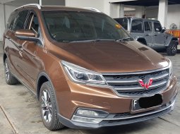 Wuling Cortez 1.8 L Lux Captain Seat A/T ( Matic ) 2018 Bronze Km Cuma 6rban Mulus 2