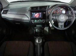 Honda Mobilio RS 2017 Putih 9