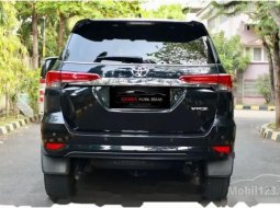 Mobil Toyota Fortuner 2017 VRZ dijual, DKI Jakarta 7