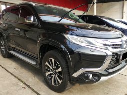 Mitsubishi Pajero Sport Dakar Limited AT Diesel 2016 Sunroof  1