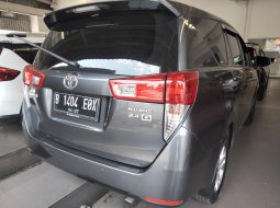 Toyota Kijang Innova 2.4G 2017 Abu-abu 4