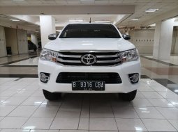 Toyota Hilux 2.4 G DSL 4x4 M/T 2019 1